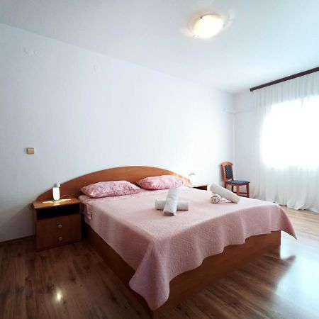 Apartments Jelovac 波雷奇 外观 照片