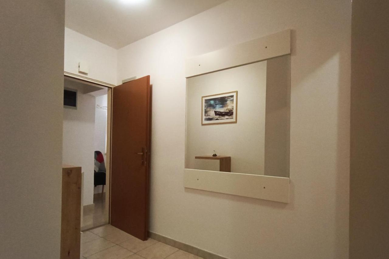 Apartments Jelovac 波雷奇 外观 照片