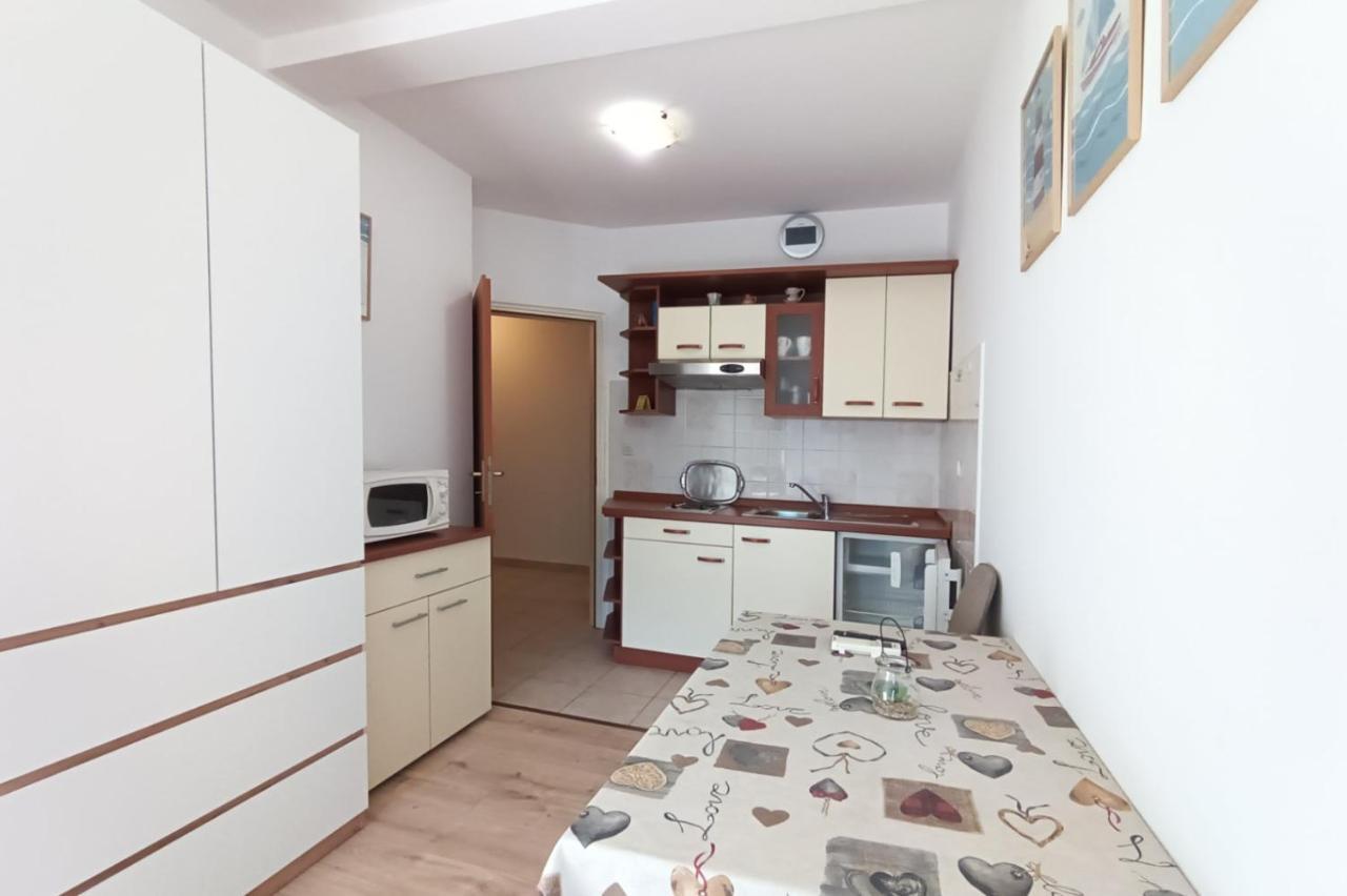 Apartments Jelovac 波雷奇 外观 照片