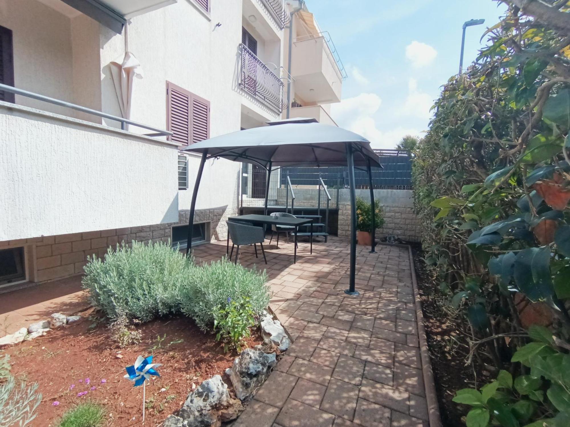 Apartments Jelovac 波雷奇 外观 照片